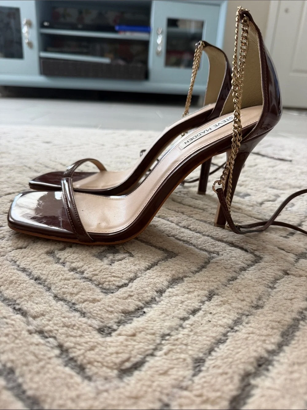 Steve Madden Brown Patent wrap around Chain-Ankle Stiletto Sandals - Picture 2 of 11